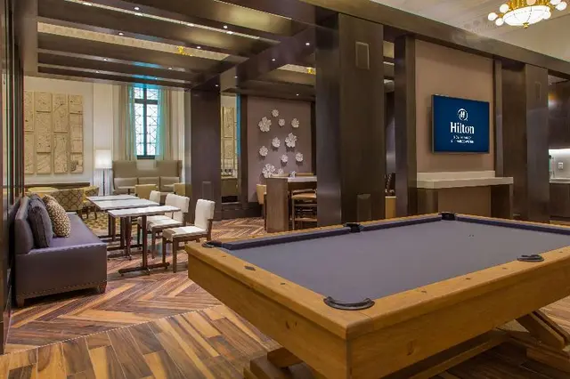 Hilton New Orleans/St. Charles Avenue