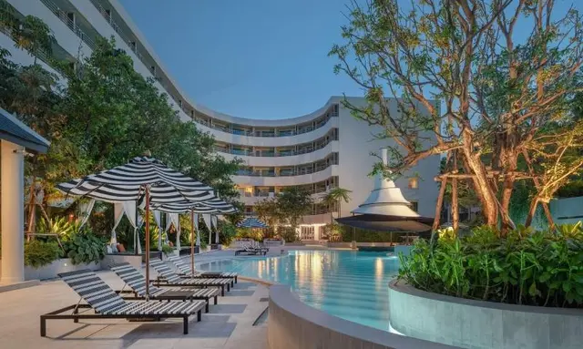 The Royal Paradise Hotel & Spa