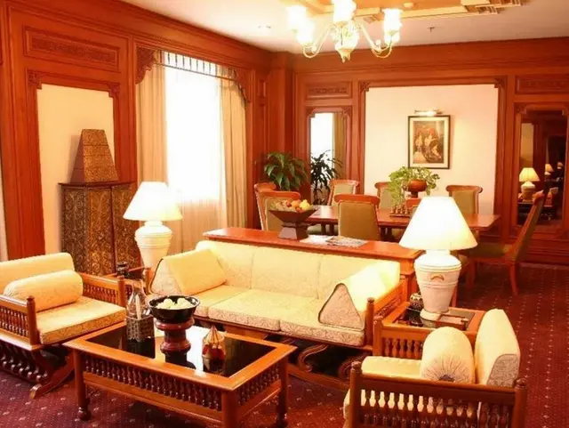 Chiang Mai Plaza Hotel