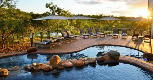 Victoria Falls Safari Club