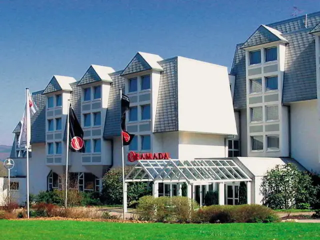 Sunday Hotel Wiesbaden Niedernhausen
