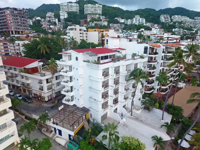 Emperador Vallarta Beachfront Hotel and Suites