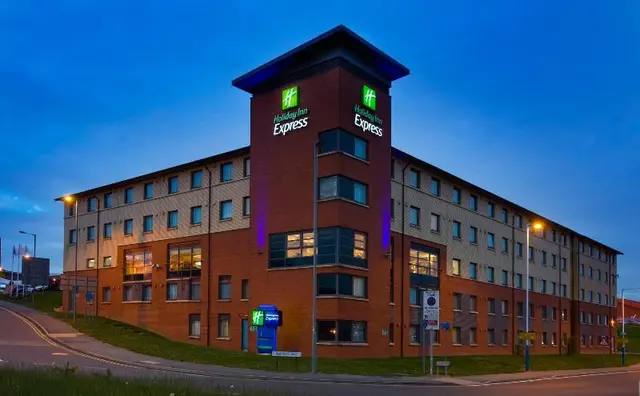 Holiday Inn Express London - Luton Airport