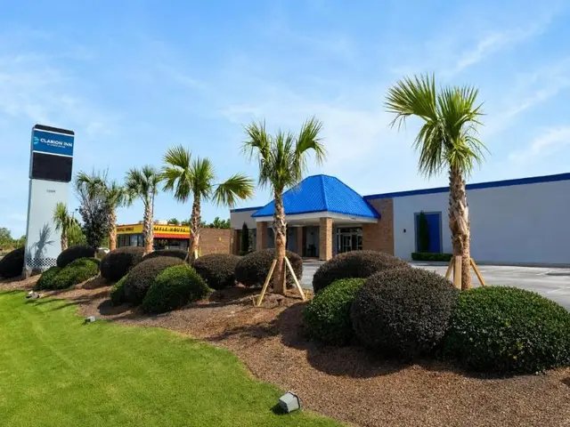 Clarion Greenville Airport Inn