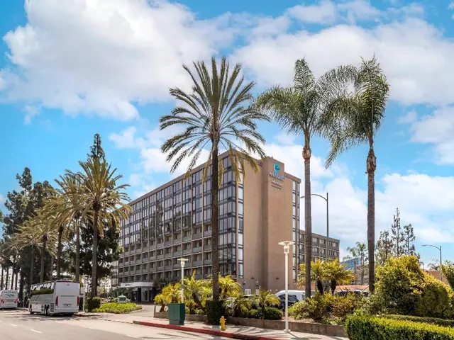 Clarion Hotel Anaheim Resort