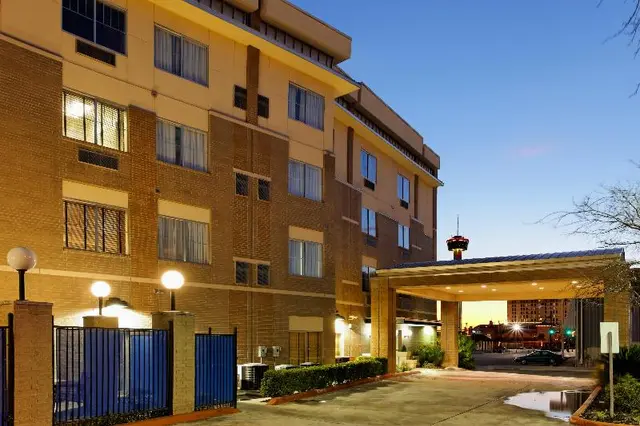 Holiday Inn Express Rivercenter