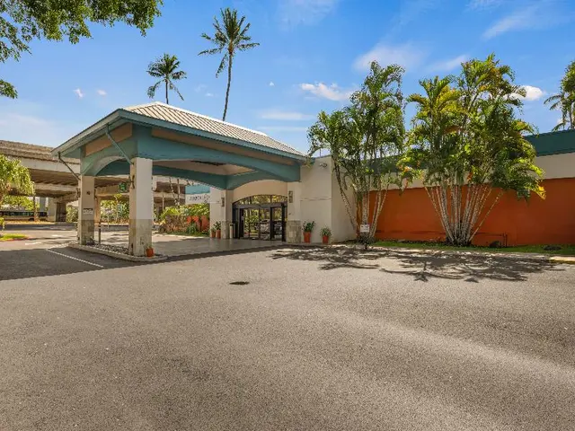 Airport Honolulu Hotel Trademark CollectionWyndham