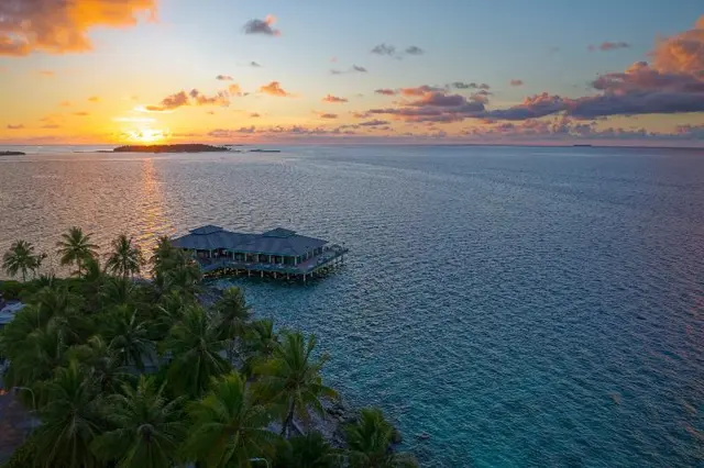 Villa Park Sun Island Resort