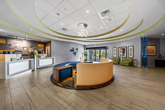 Holiday Inn Lakeland-South