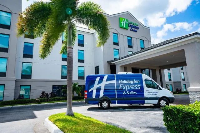Holiday Inn Express Hotel & Suites Oldsmar