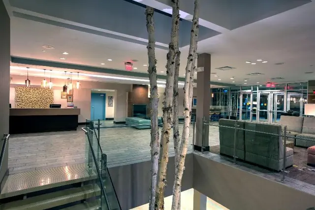 Crowne Plaza Lombard - Downers Grove