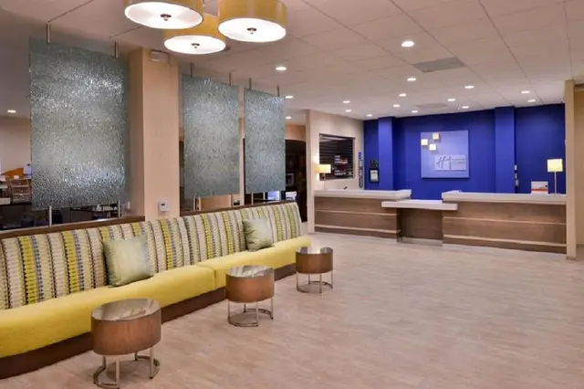Holiday Inn Express Hotel & Suites Pasadena