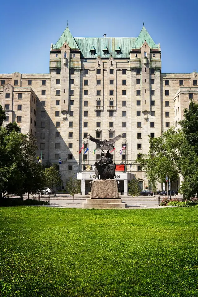 Lord Elgin Hotel