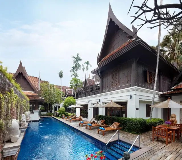 Davis Bangkok