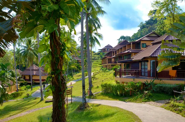 Aiyapura Koh Chang