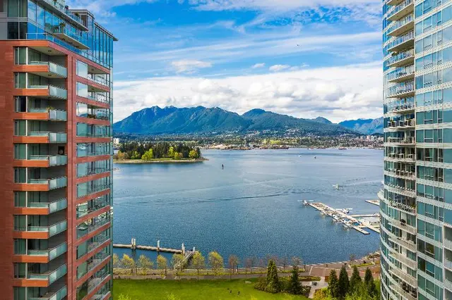 Pinnacle Hotel Harbourfront
