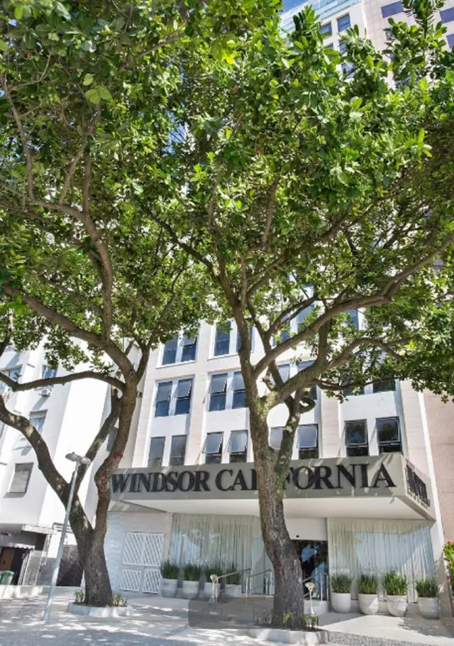 Windsor California Copacabana Hotel