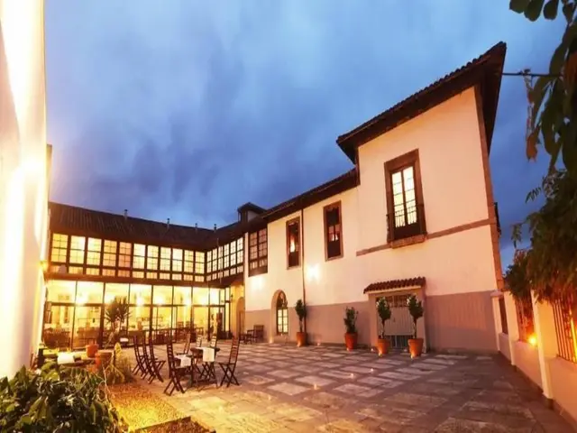 Casona del Busto