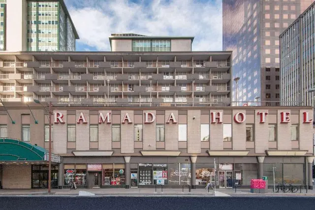Ramada Plaza by Wyndham Calgary Downtown