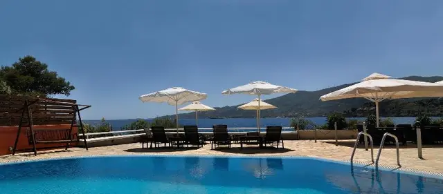 Golden View Beach Hotel