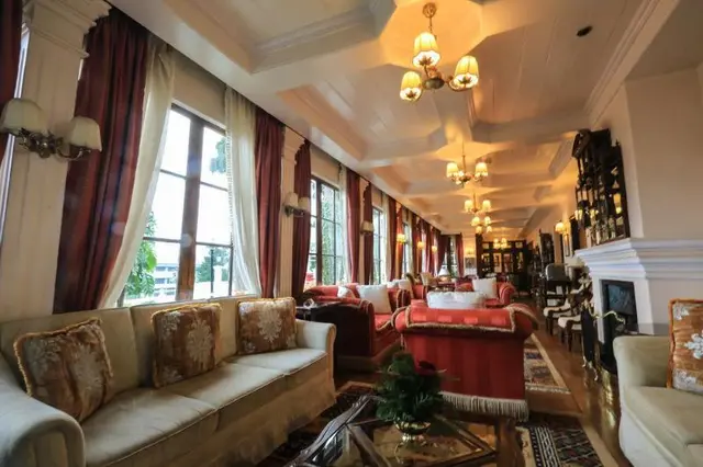 The Elgin