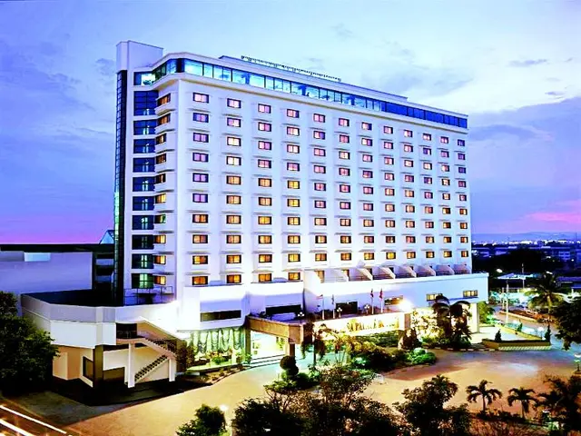 Lanna Palace 2004 Hotel