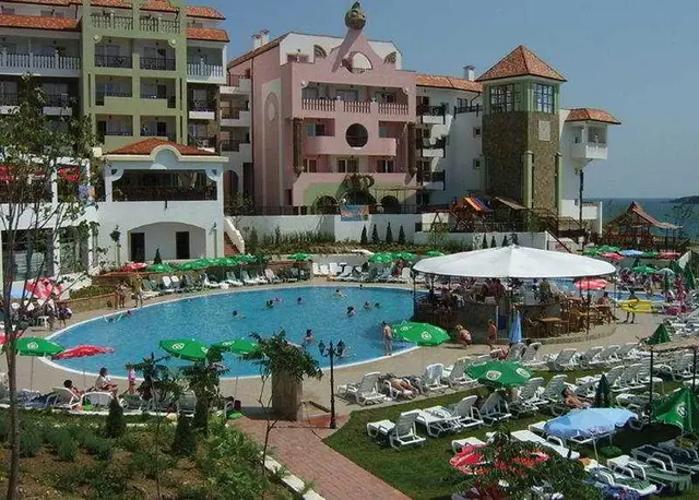 Bella Vista Beach Club