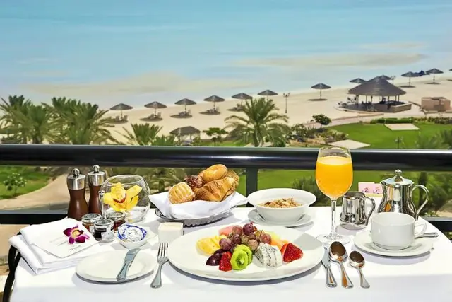 Danat Resort Jebel Dhann