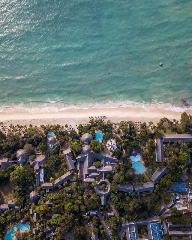 Leisure Lodge Beach & Golf Resort