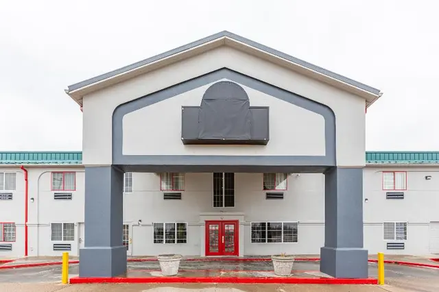 Townhouse Tulsa Airport & Fairgrounds