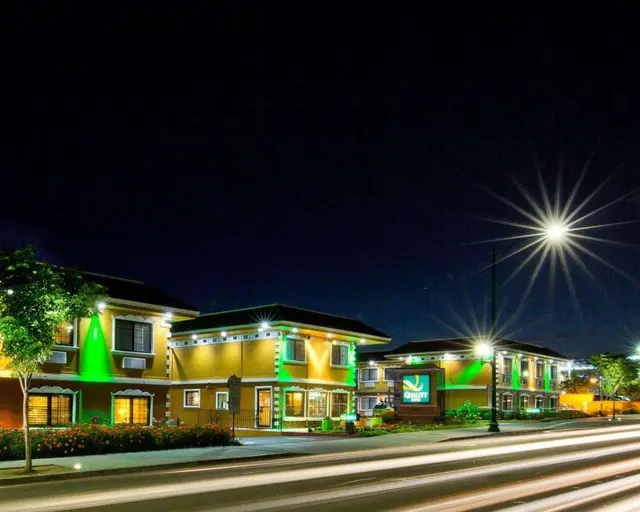 Bay Area Inn & Suites