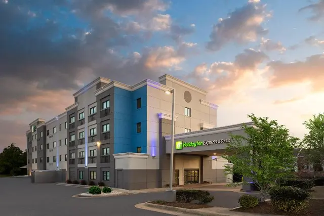 Holiday Inn Express & Suites Leesburg - Historic