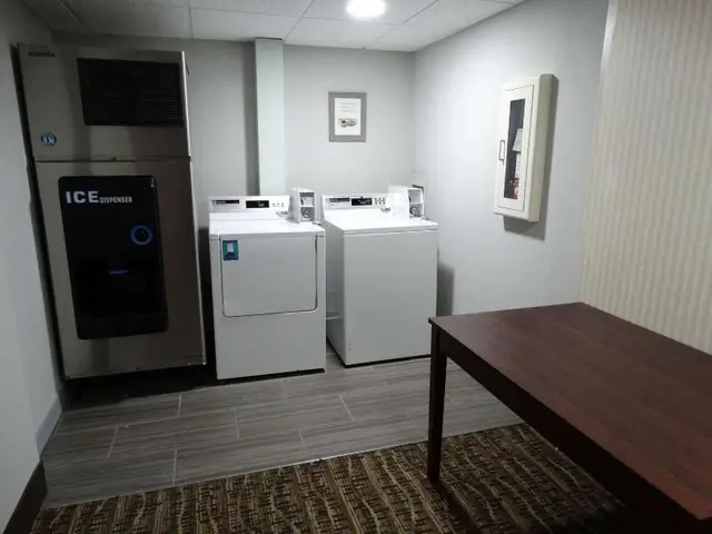 Sonesta Essential Hotels Overland Park