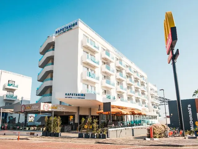 Kapetanios Bay Hotel Protaras