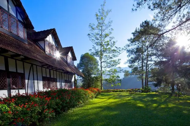THE LAKEHOUSE CAMERON HIGHLANDS
