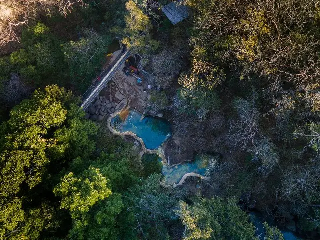 Hotel Hacienda Guachipelin