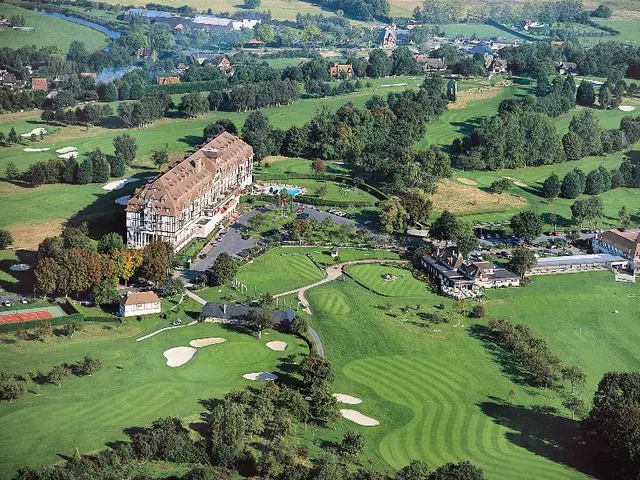 Hôtel Barrière L'Hôtel du Golf Deauville