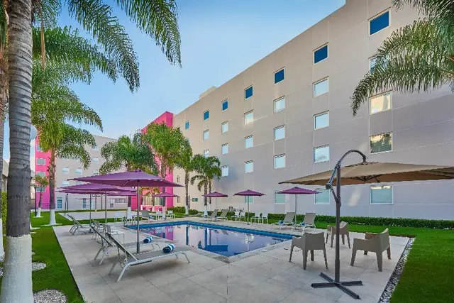 City Express Suites By Marriott Querétaro