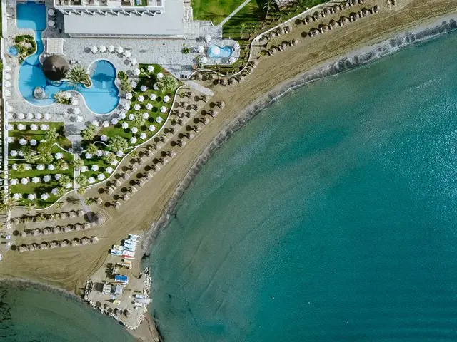 Golden Bay Beach hotel