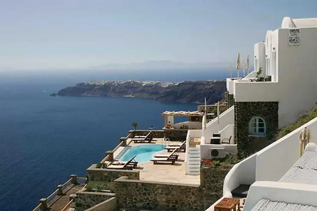 Tholos Resort