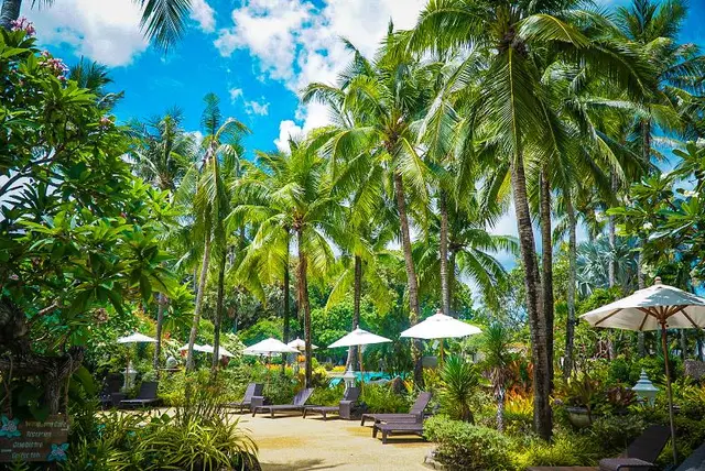 Thavorn Palm Beach Resort