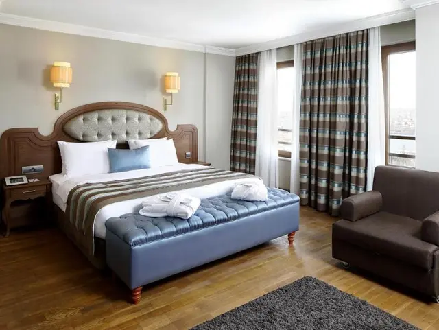 Grand Halic Goldenhorn