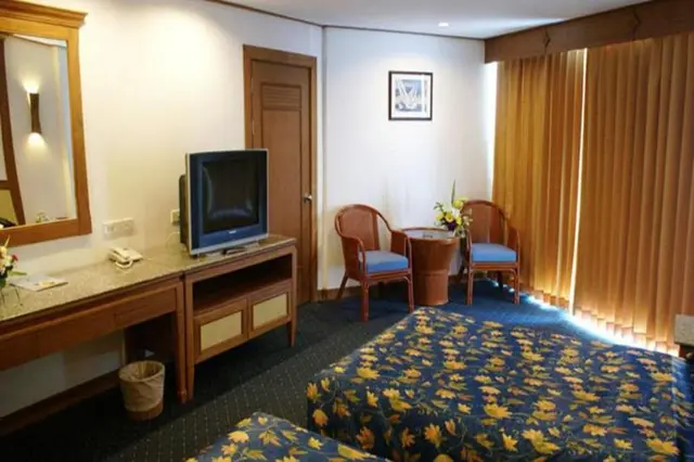 Royal Twins Hotel