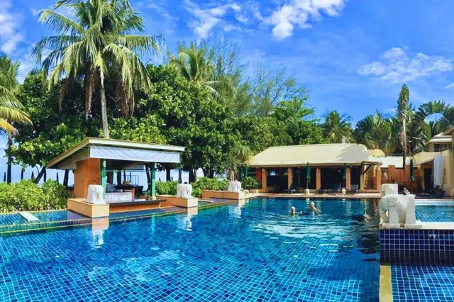 Baan Khaolak Resort