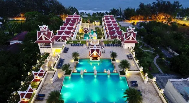 Grand Pacific Sovereign Resort & Spa