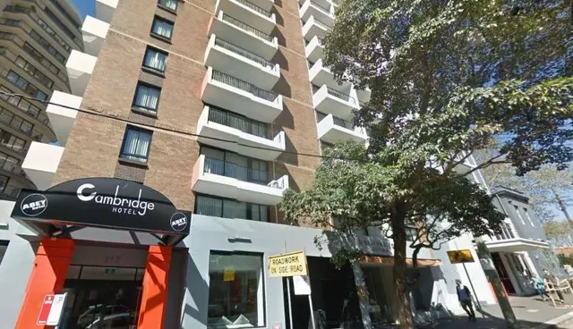 Cambridge Hotel
