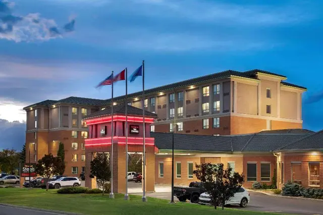 Royal Hotel Calgary Trademark Collection Wyndham