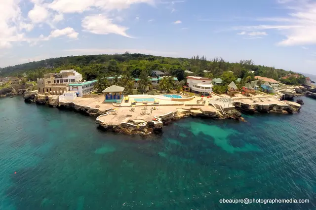 Samsara Cliff Resort & Spa