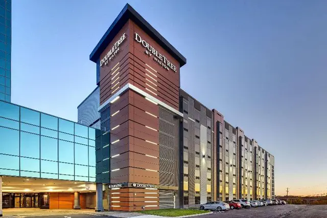 DoubleTree by Hilton Halifax Dartmouth