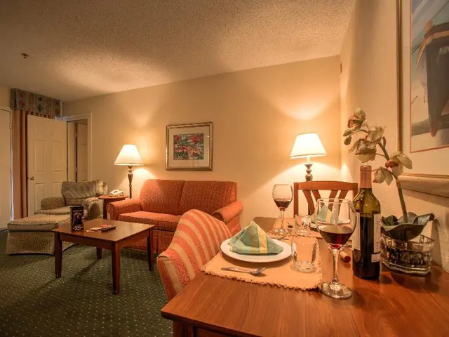 Palms Hotel and Villas